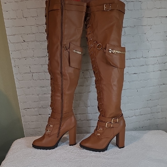 ShoeDazzle Elira Thigh High Corset Boots with Utility Pocket – Tan/Cognac Size 9